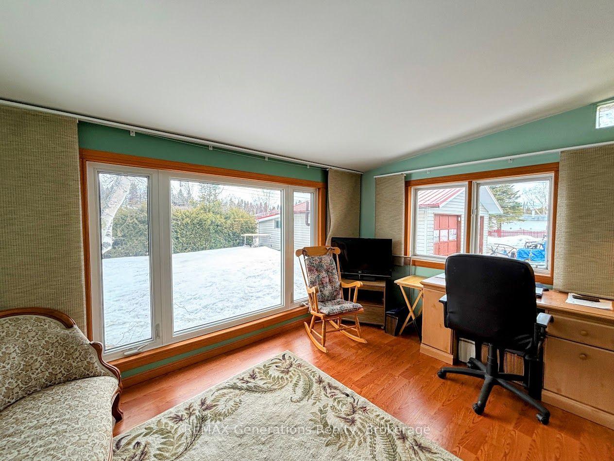 Photo 15 of 14 Lloyd Irwin Street, Marathon — HOMEH