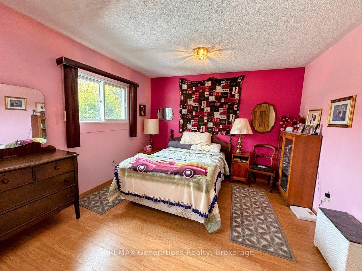 Photo 17 of 14 Lloyd Irwin Street, Marathon — HOMEH