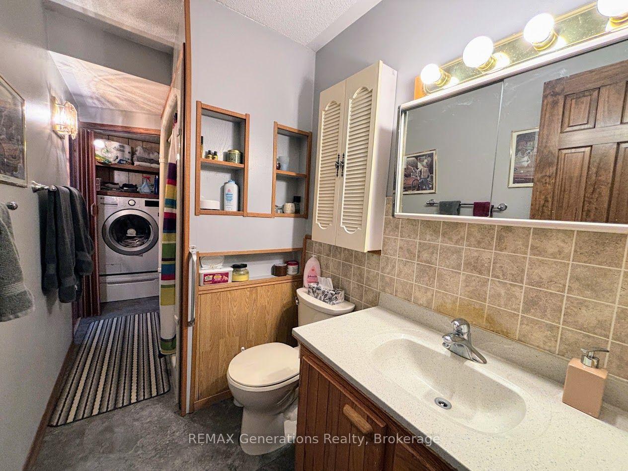 Photo 20 of 14 Lloyd Irwin Street, Marathon — HOMEH