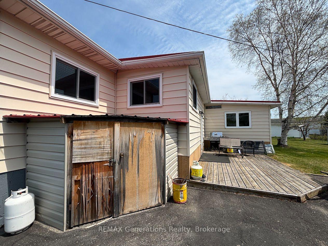 Photo 35 of 14 Lloyd Irwin Street, Marathon — HOMEH
