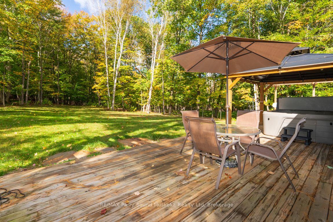 Photo 5 of 91 Bayview Drive, Carling — HOMEH
