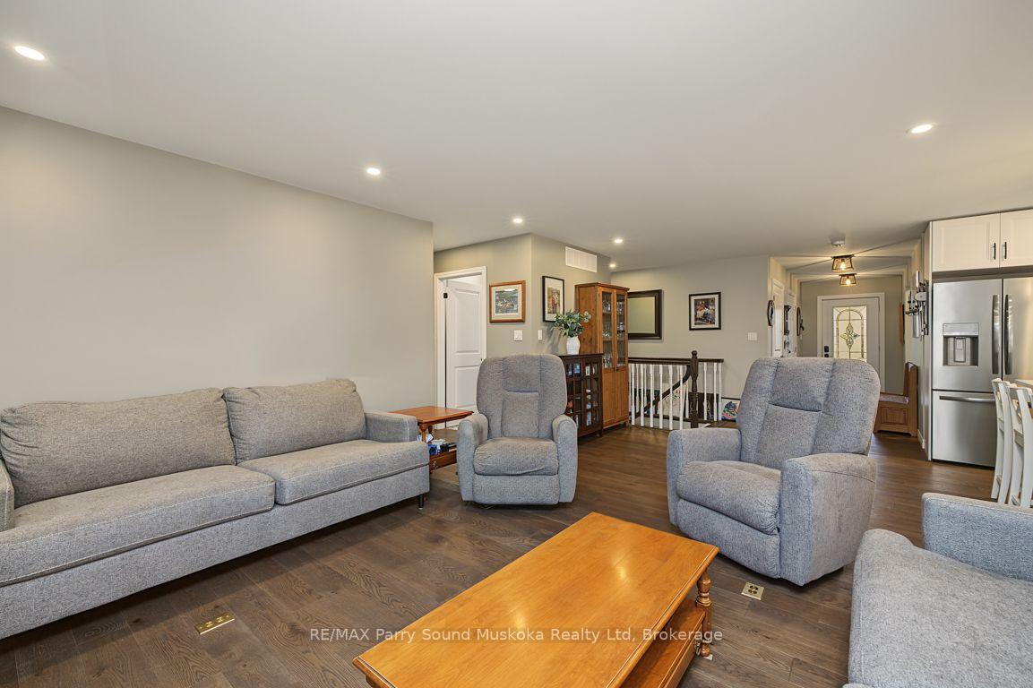 Photo 10 of 91 Bayview Drive, Carling — HOMEH