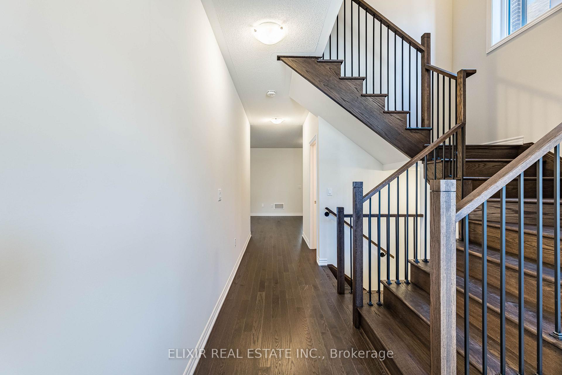 Photo 4 of 37 Speers Avenue, Caledon, Rural Caledon — HOMEH