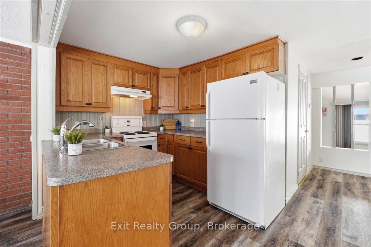 Photo 5 of 1083 Lakeside Drive, Prince Edward County, Ameliasburg Ward — HOMEH