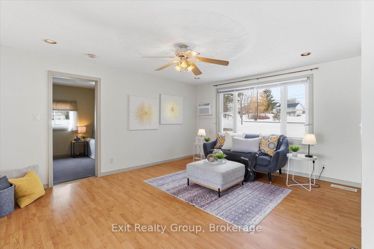 Photo 6 of 1083 Lakeside Drive, Prince Edward County, Ameliasburg Ward — HOMEH
