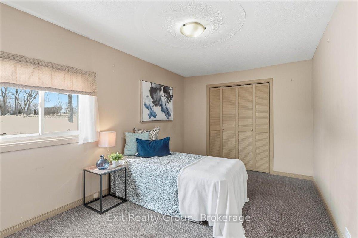 Photo 13 of 1083 Lakeside Drive, Prince Edward County, Ameliasburg Ward — HOMEH