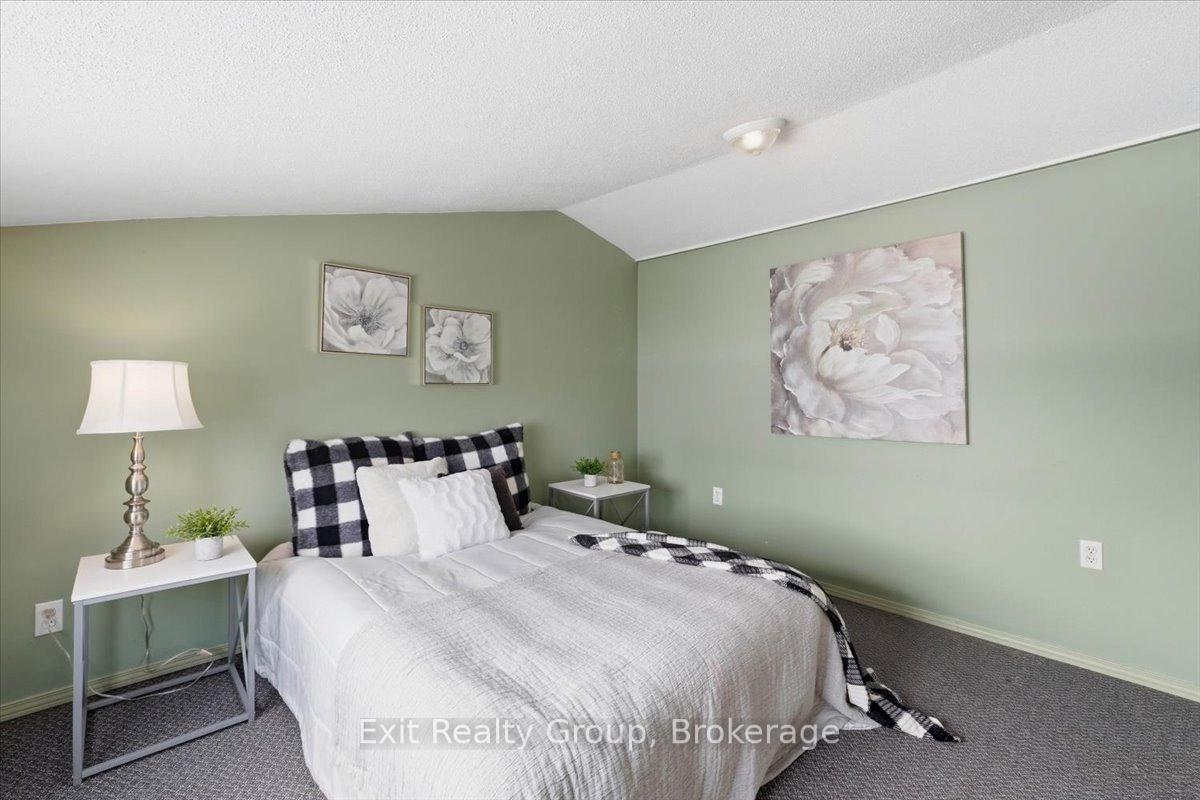 Photo 16 of 1083 Lakeside Drive, Prince Edward County, Ameliasburg Ward — HOMEH