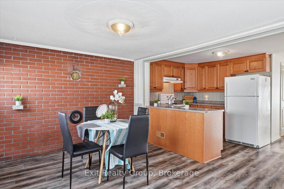 Photo 31 of 1083 Lakeside Drive, Prince Edward County, Ameliasburg Ward — HOMEH