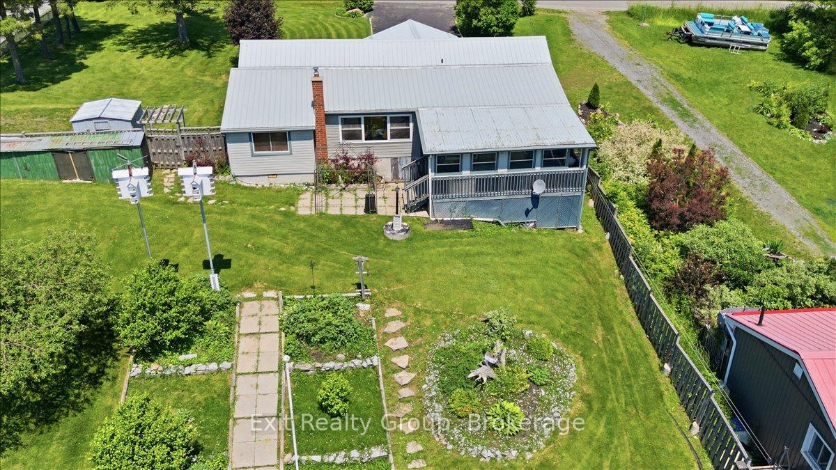 Photo 32 of 1083 Lakeside Drive, Prince Edward County, Ameliasburg Ward — HOMEH