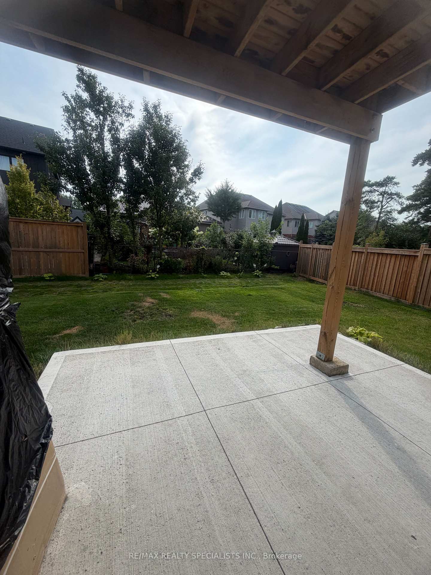 Photo 17 of Unit LOWER, 45 Ferris Circle, Guelph, Clairfields/Hanlon Business Park — HOMEH
