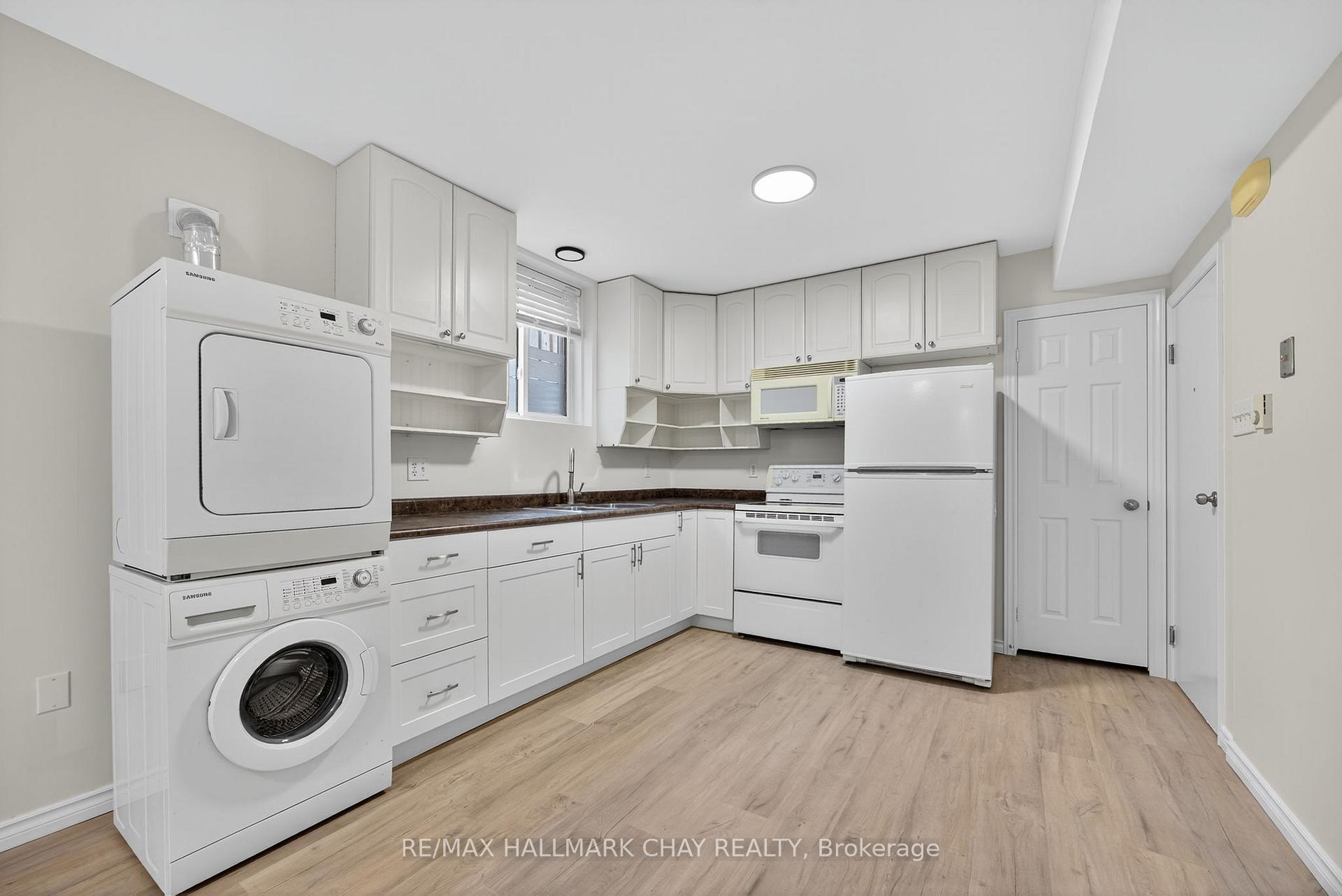 Photo 5 of Unit Lower, 158 Pringle Drive, Barrie, Edgehill Drive — HOMEH