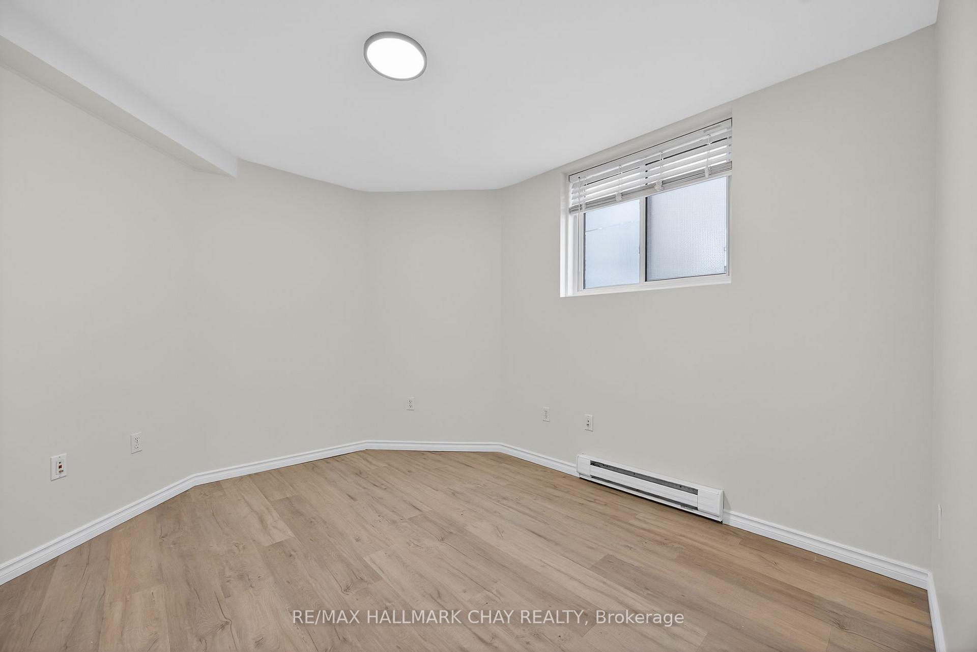 Photo 8 of Unit Lower, 158 Pringle Drive, Barrie, Edgehill Drive — HOMEH