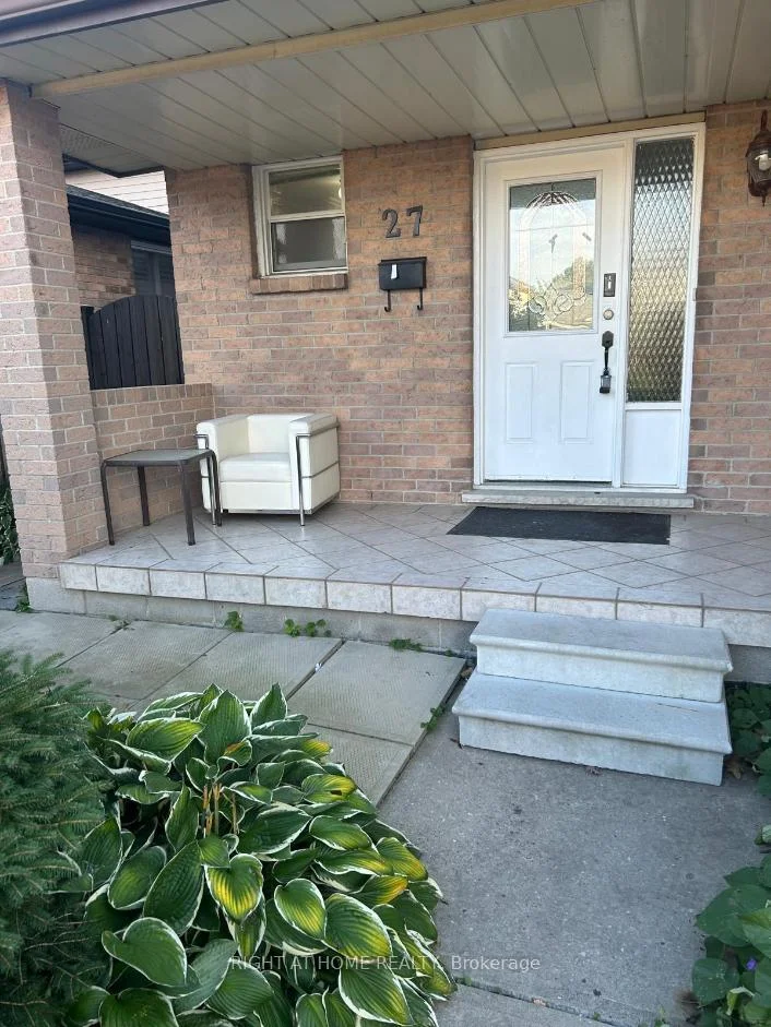 Photo 3 of 27 Wingfield Place E, Hamilton, Gilkson — HOMEH