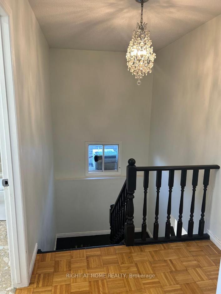 Photo 29 of 27 Wingfield Place E, Hamilton, Gilkson — HOMEH