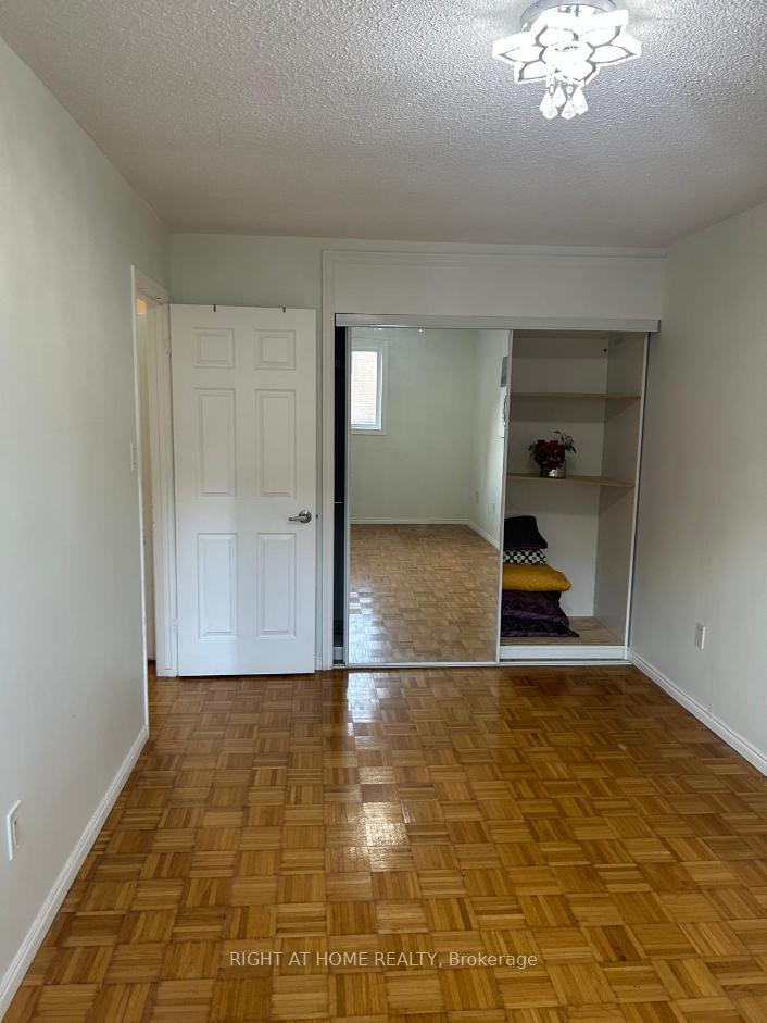 Photo 33 of 27 Wingfield Place E, Hamilton, Gilkson — HOMEH
