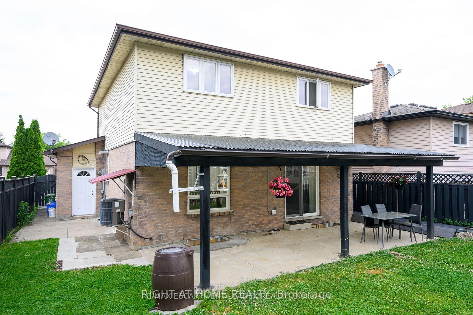 Photo 48 of 27 Wingfield Place E, Hamilton, Gilkson — HOMEH