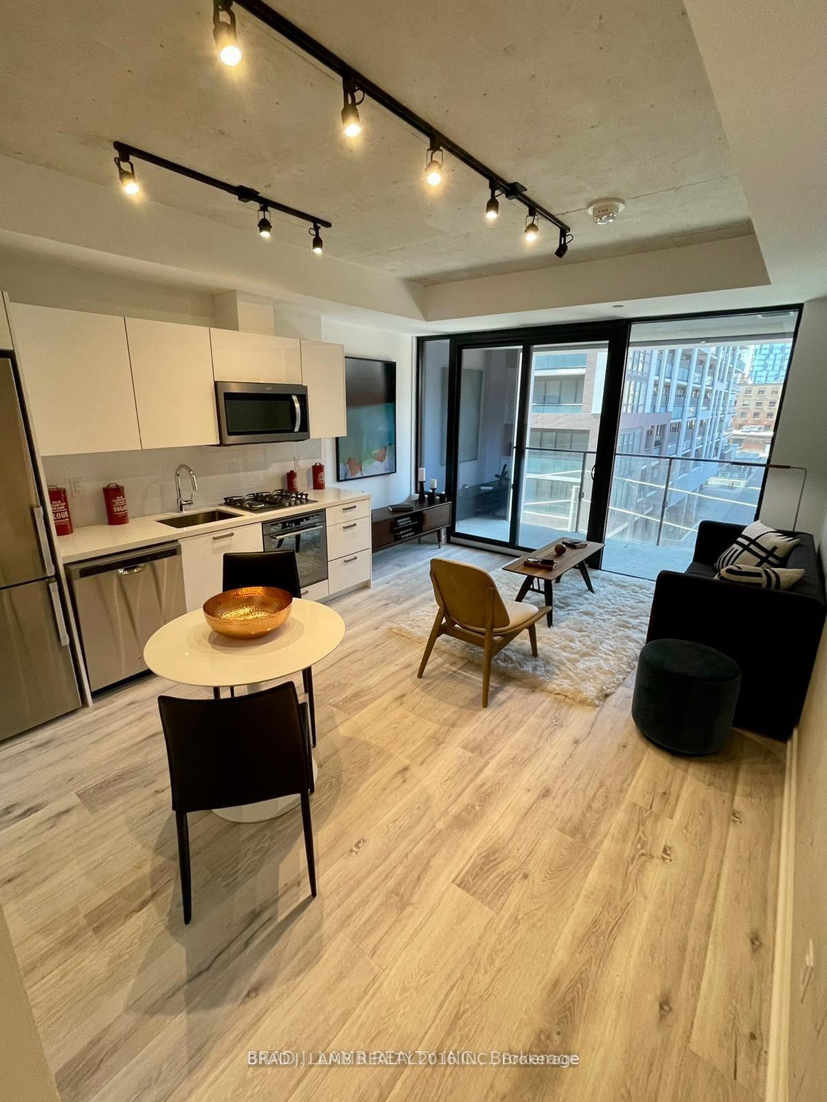 Photo of Unit 411, 55 Ontario Street