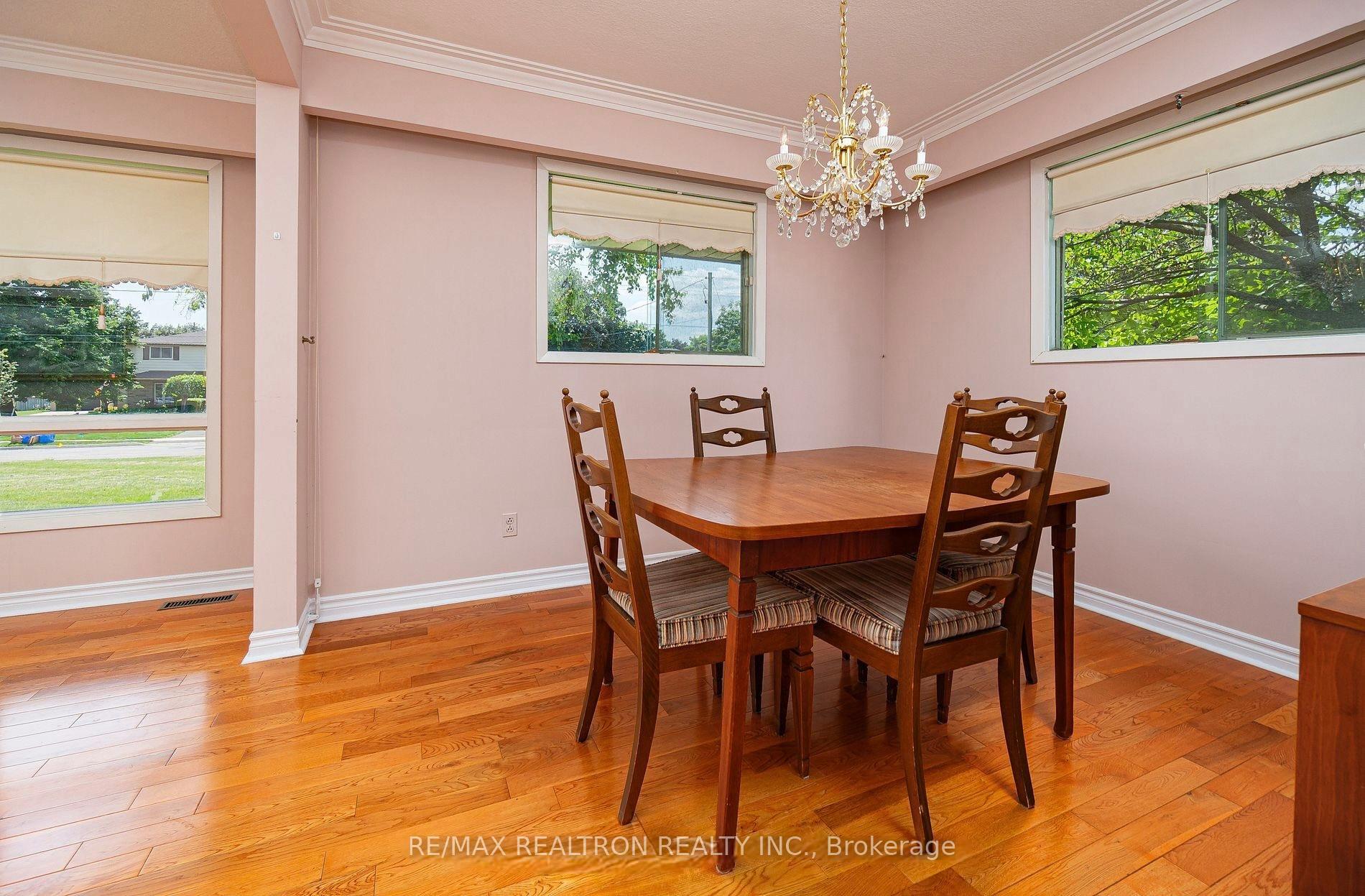 Photo 7 of 150 Church Street, Markham, Markham Village — HOMEH