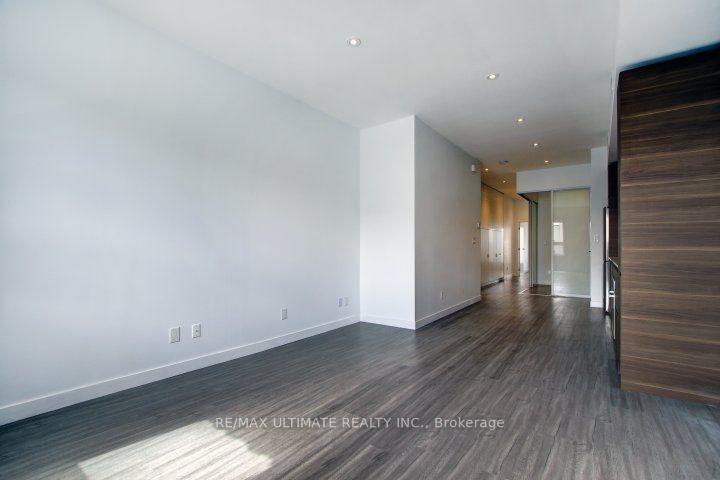 Photo 3 of Unit 2, 492 Danforth Avenue, Toronto, Danforth — HOMEH