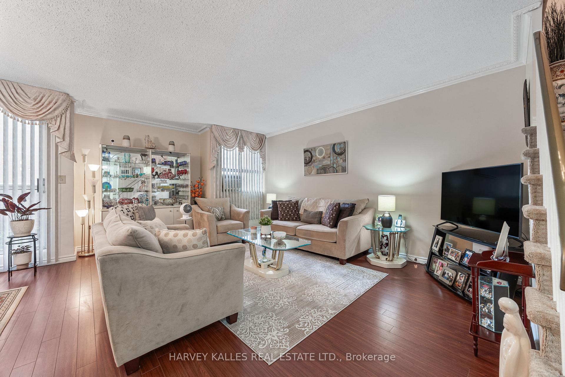 Photo of Unit 301, 10 Crescent Town Road