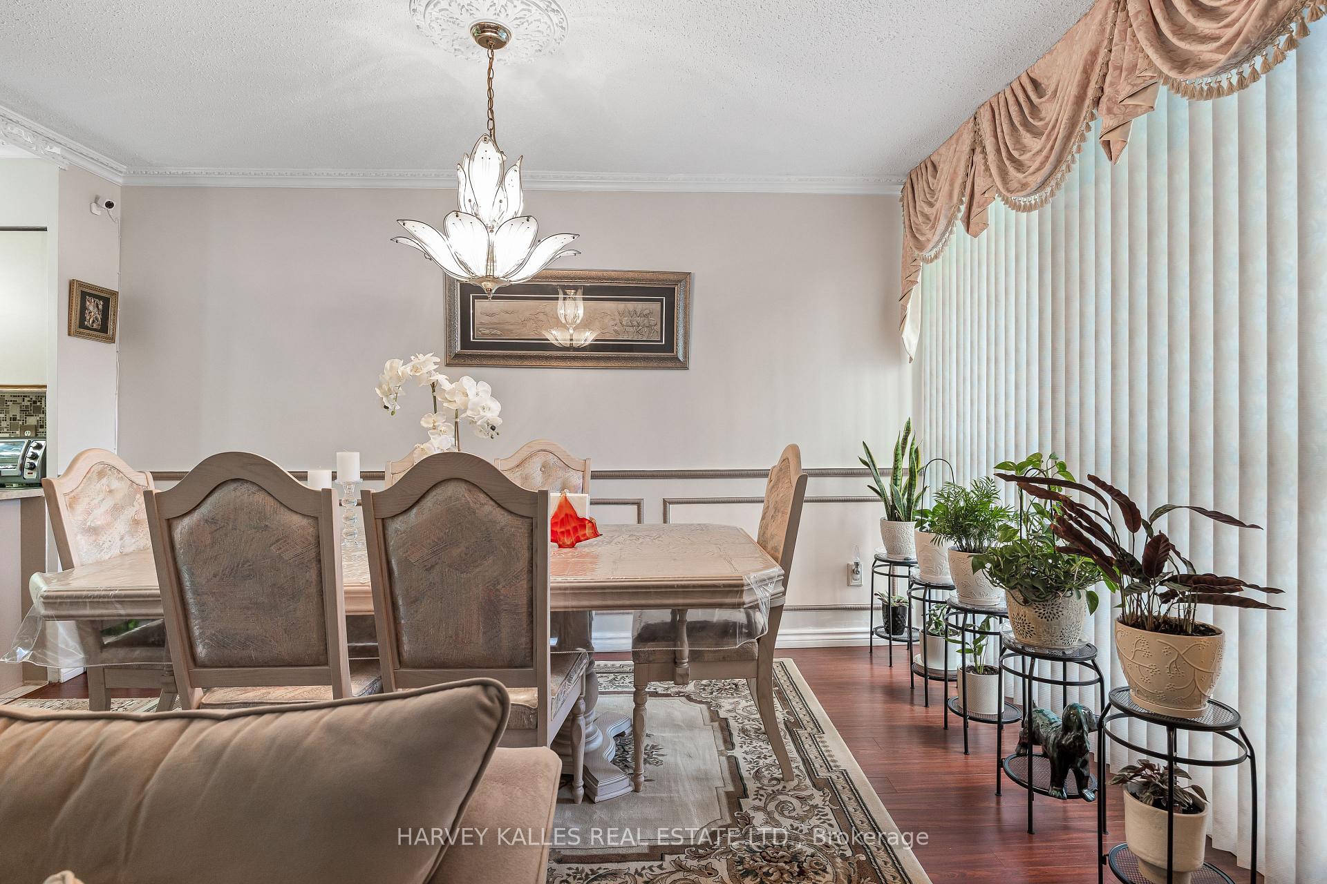 Photo 13 of Unit 301, 10 Crescent Town Road, Toronto, Crescent Town — HOMEH