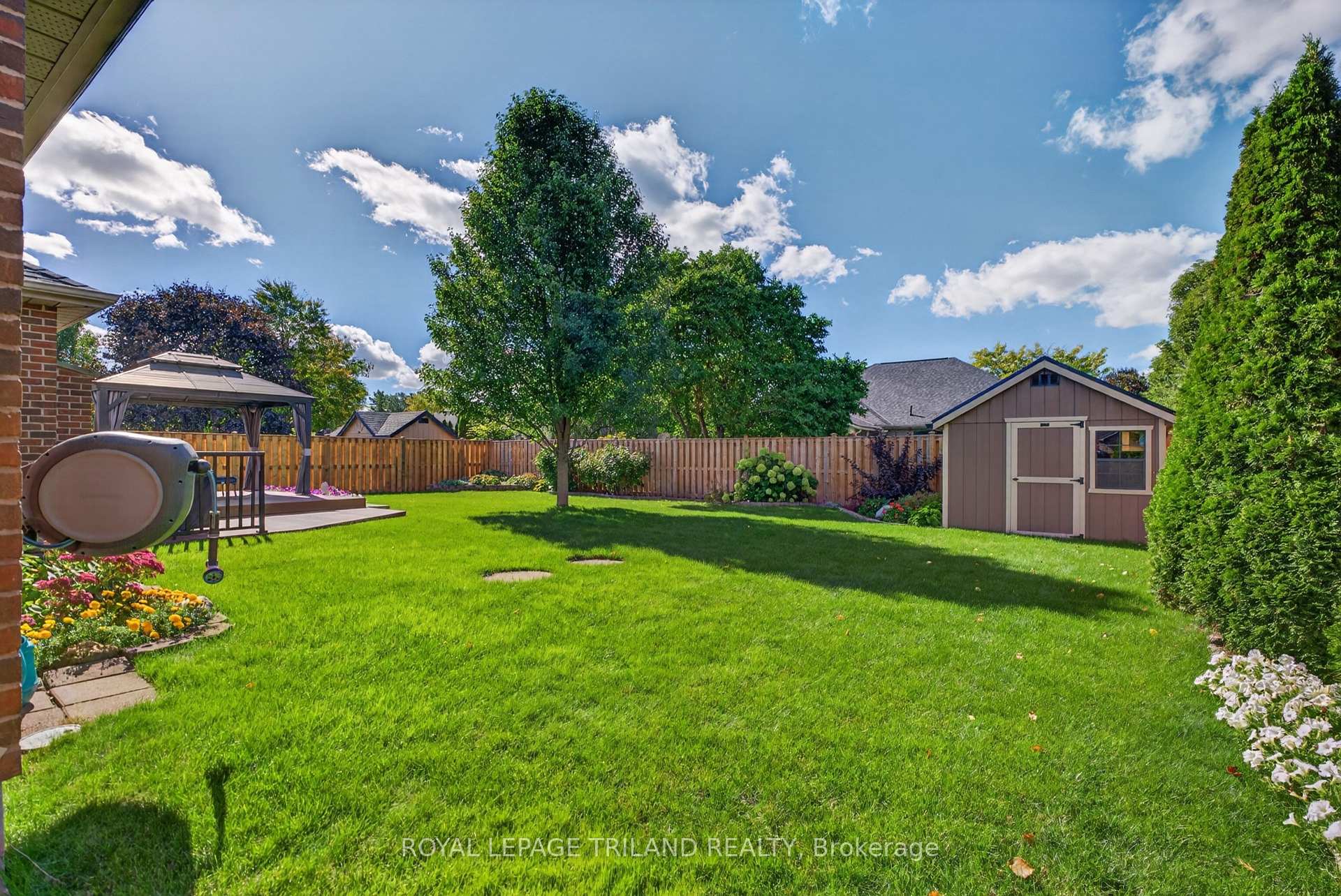 Photo 35 of 45 Parkview Drive, Thames Centre, Dorchester — HOMEH