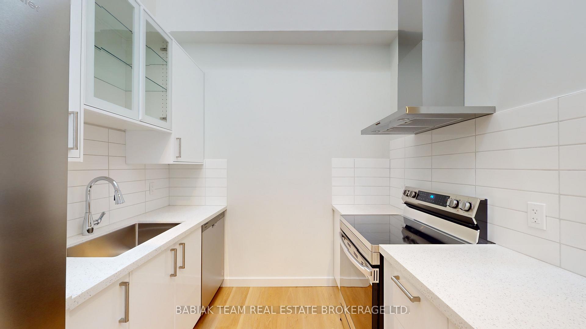 Photo 6 of Unit 203, 268 Jane Street, Toronto, Lambton Baby Point — HOMEH