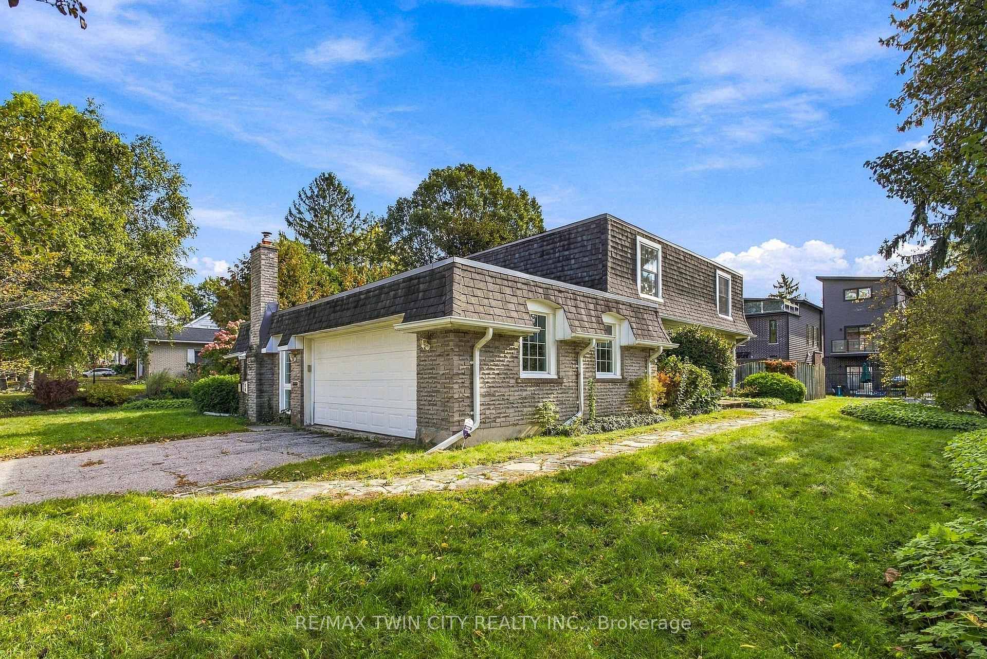 Photo 3 of 287 Blue Heron Ridge, Cambridge, Lang's Farm — HOMEH