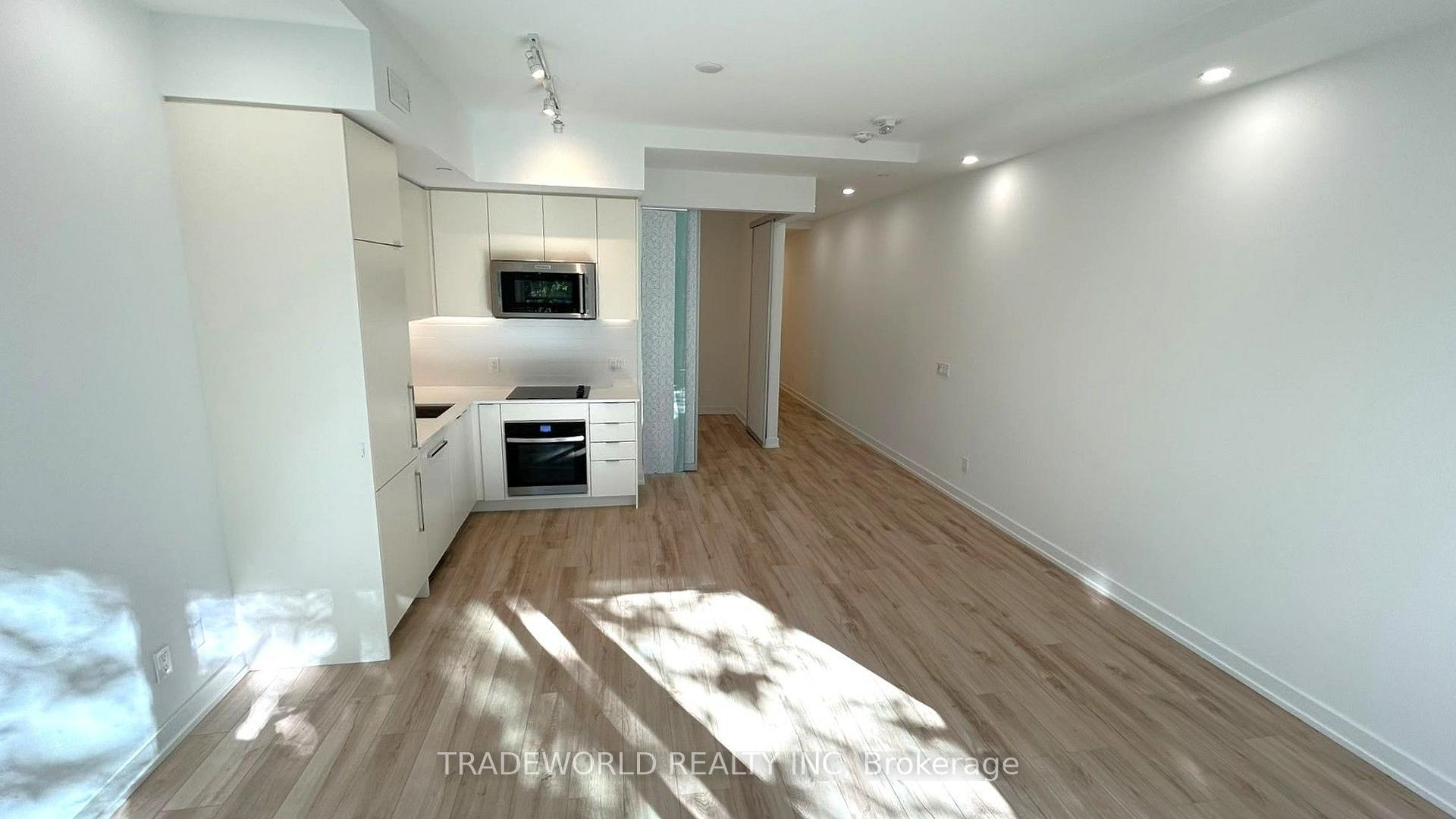 Photo 8 of Unit 211, 181 Sheppard Avenue E, North York, Willowdale East — HOMEH