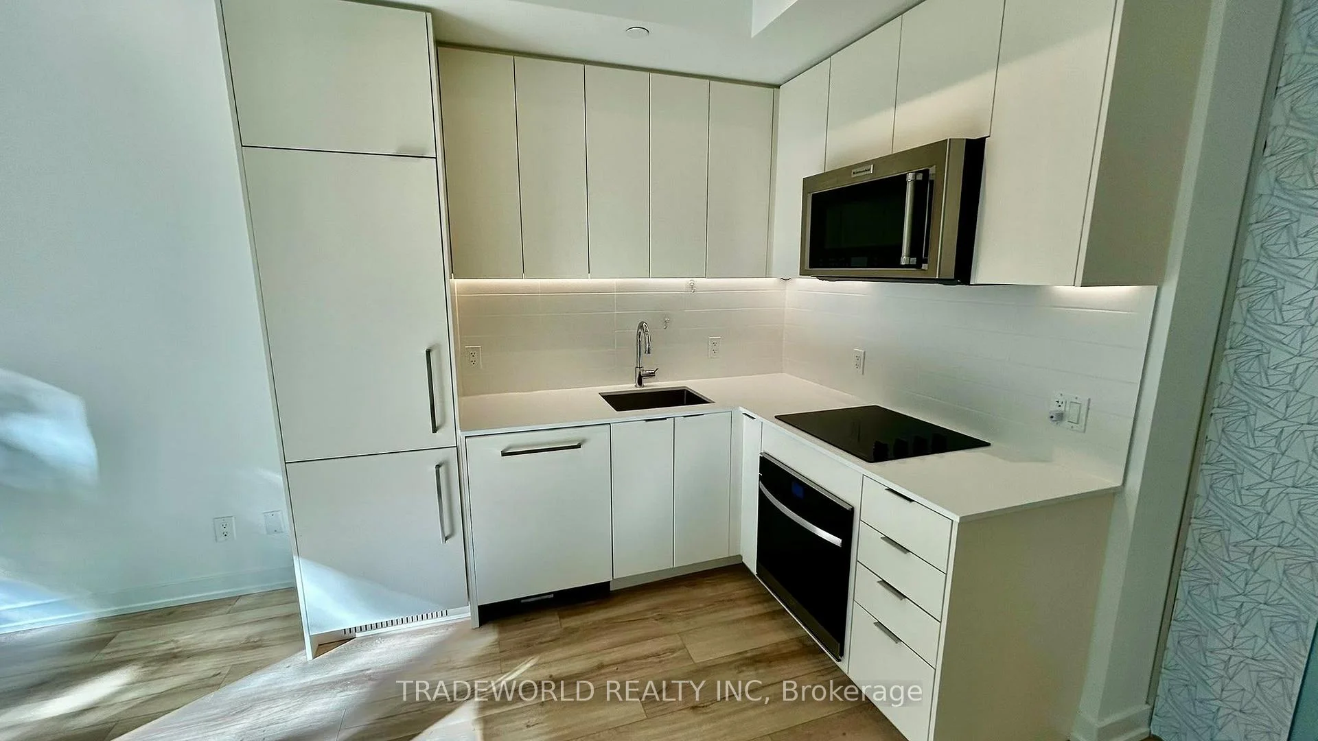 Photo 17 of Unit 211, 181 Sheppard Avenue E, North York, Willowdale East — HOMEH