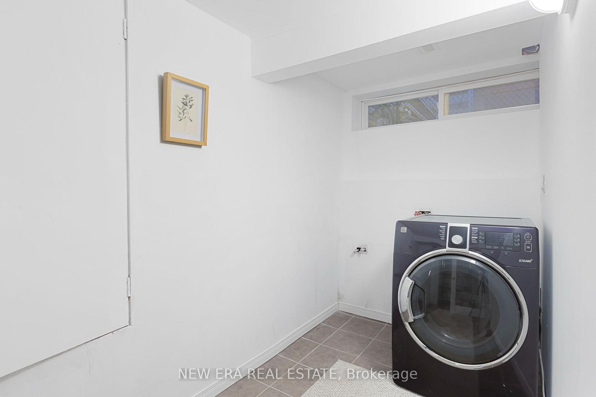 Photo 31 of 4246 Bloor Street W, Etobicoke, Markland Wood — HOMEH