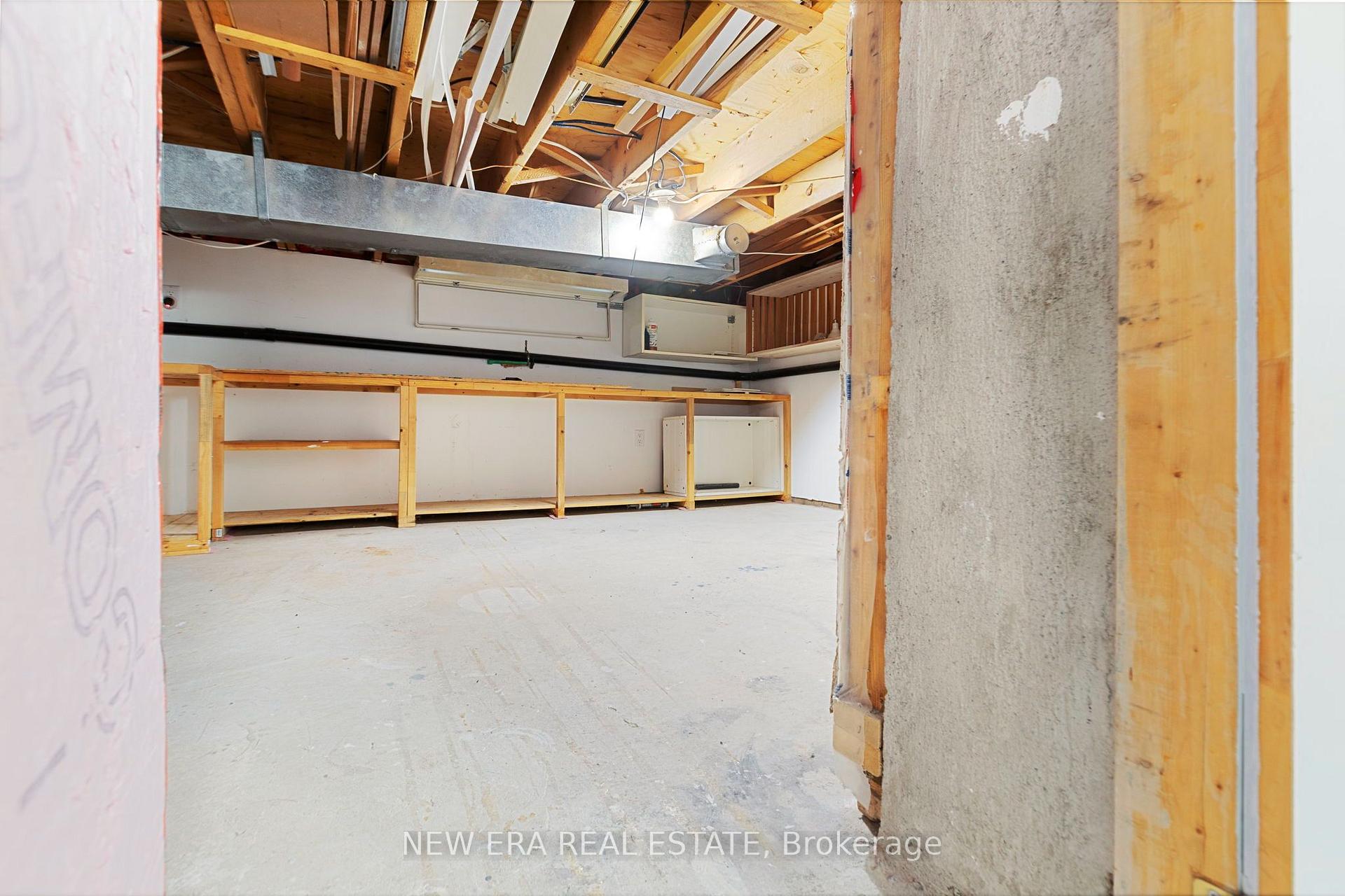 Photo 43 of 4246 Bloor Street W, Etobicoke, Markland Wood — HOMEH