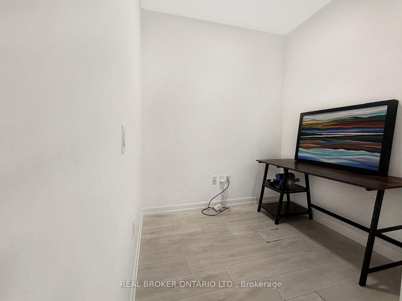 Photo 4 of Unit 2412, 225 Sumach Street, Toronto, Regent Park — HOMEH