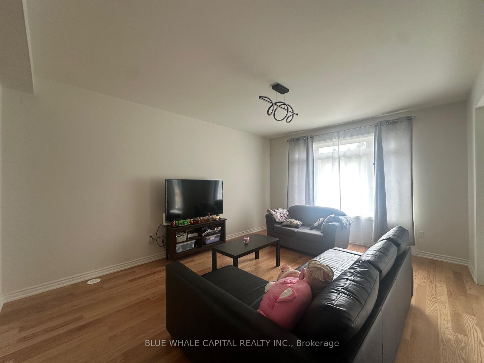 Photo 3 of Unit Bedroom 3, 10 Mill Street, Markham, Vinegar Hill — HOMEH