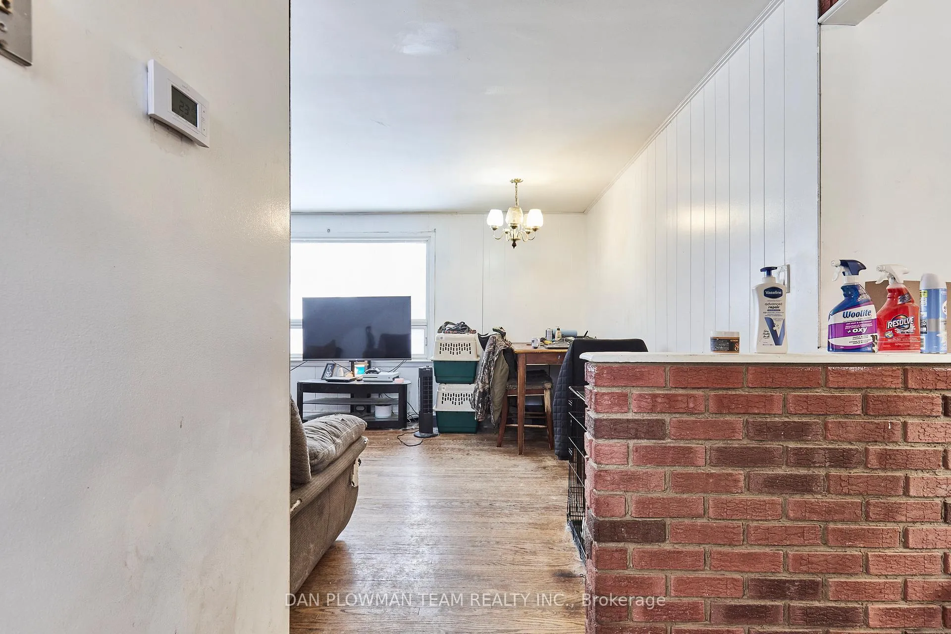 Photo 4 of 703 Clarence Drive, Whitby, Downtown Whitby — HOMEH
