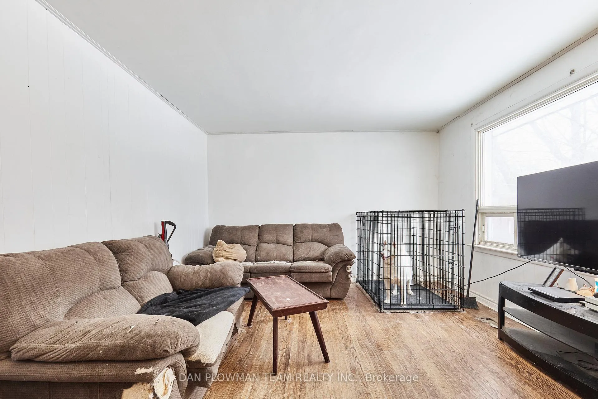 Photo 6 of 703 Clarence Drive, Whitby, Downtown Whitby — HOMEH