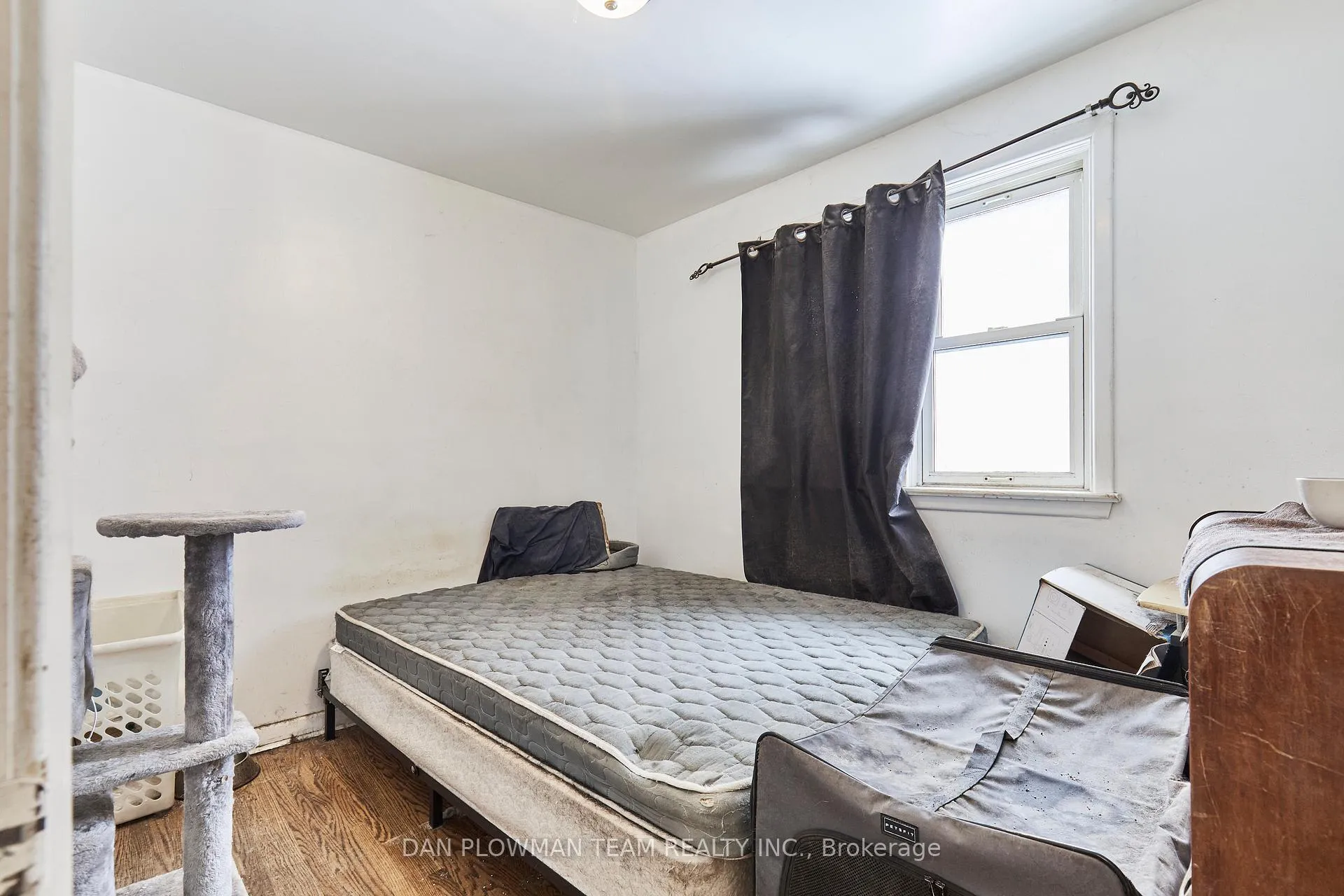 Photo 12 of 703 Clarence Drive, Whitby, Downtown Whitby — HOMEH