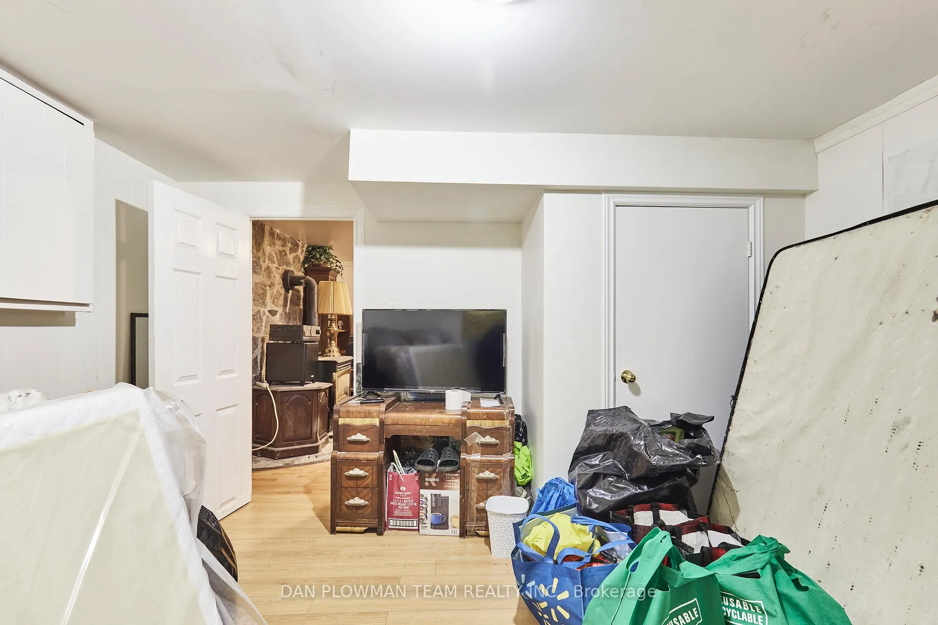 Photo 22 of 703 Clarence Drive, Whitby, Downtown Whitby — HOMEH