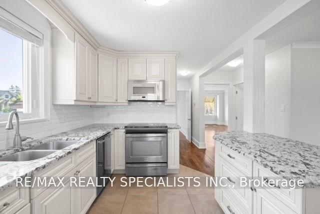 Photo 15 of Unit Upper, 2 East 41st Street, Hamilton, Sunninghill — HOMEH