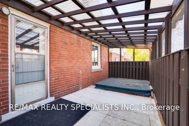 Photo 24 of Unit Upper, 2 East 41st Street, Hamilton, Sunninghill — HOMEH
