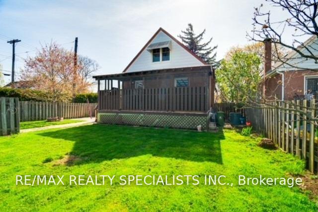 Photo 26 of Unit Upper, 2 East 41st Street, Hamilton, Sunninghill — HOMEH