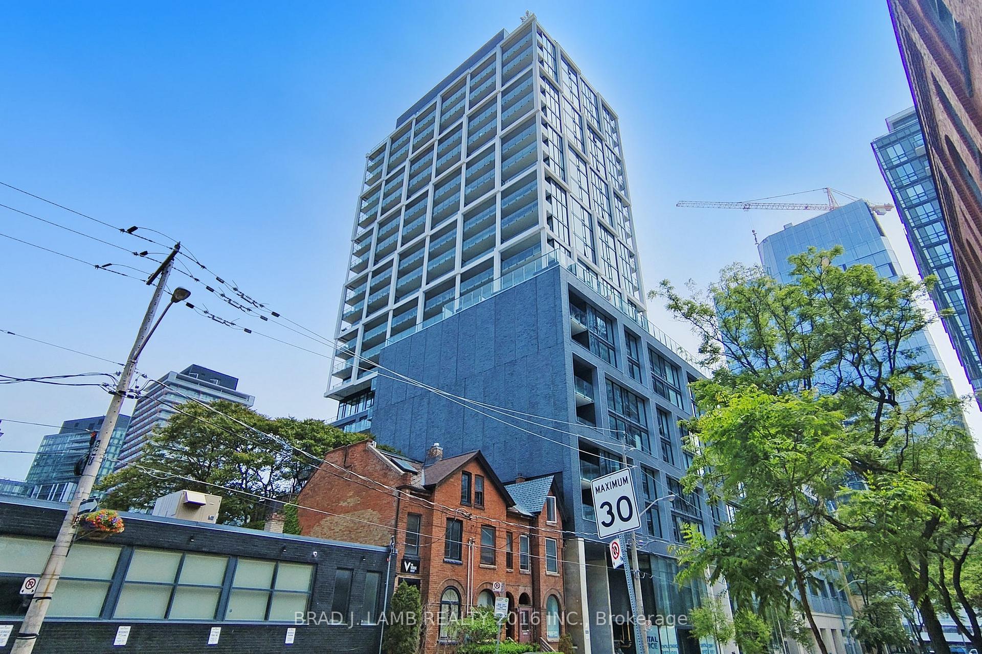 Photo of Unit 305, 55 Ontario Street