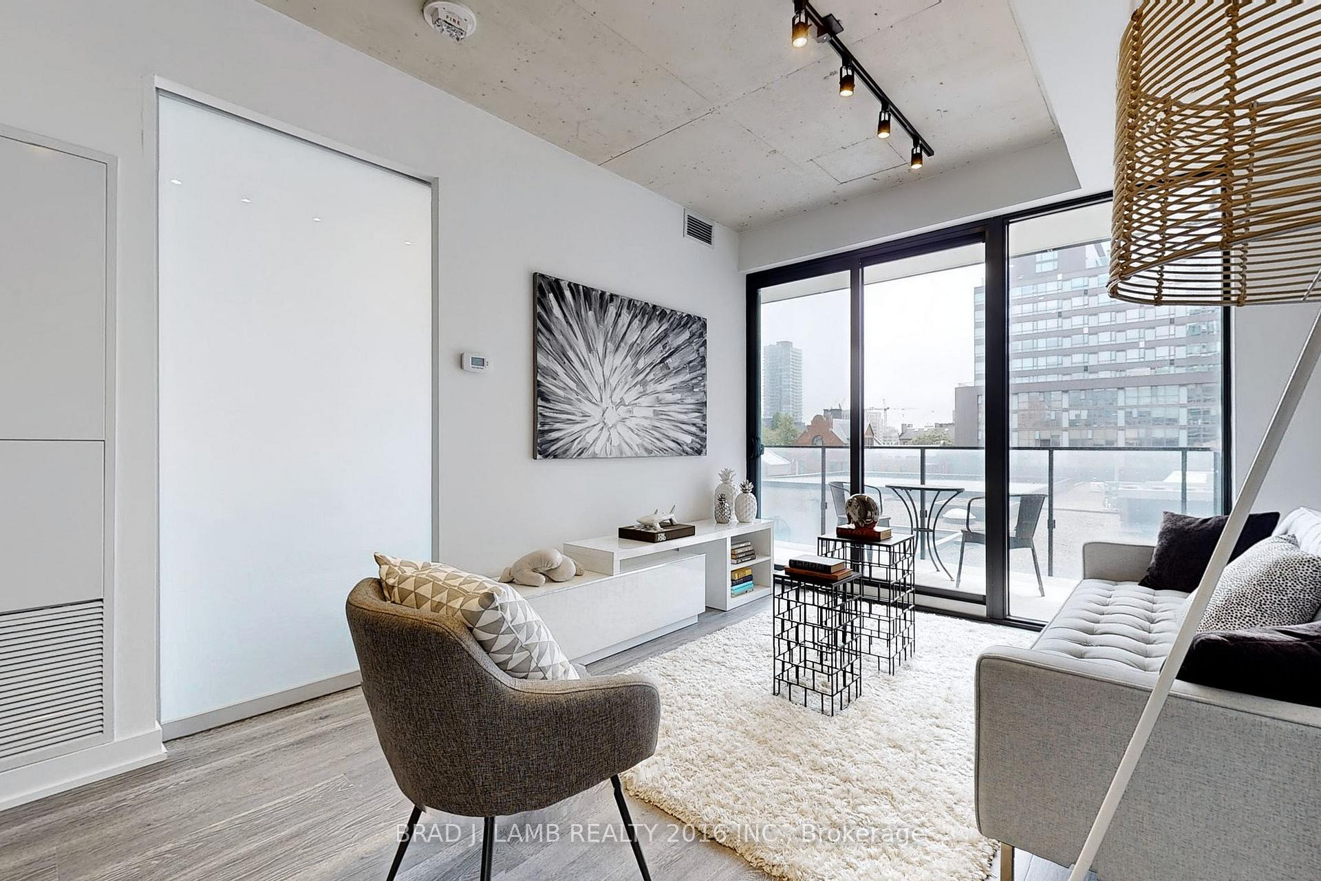 Photo 3 of Unit 305, 55 Ontario Street, Toronto, Moss Park — HOMEH