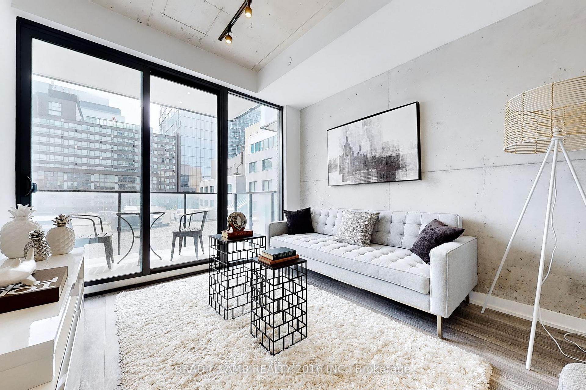 Photo 4 of Unit 305, 55 Ontario Street, Toronto, Moss Park — HOMEH