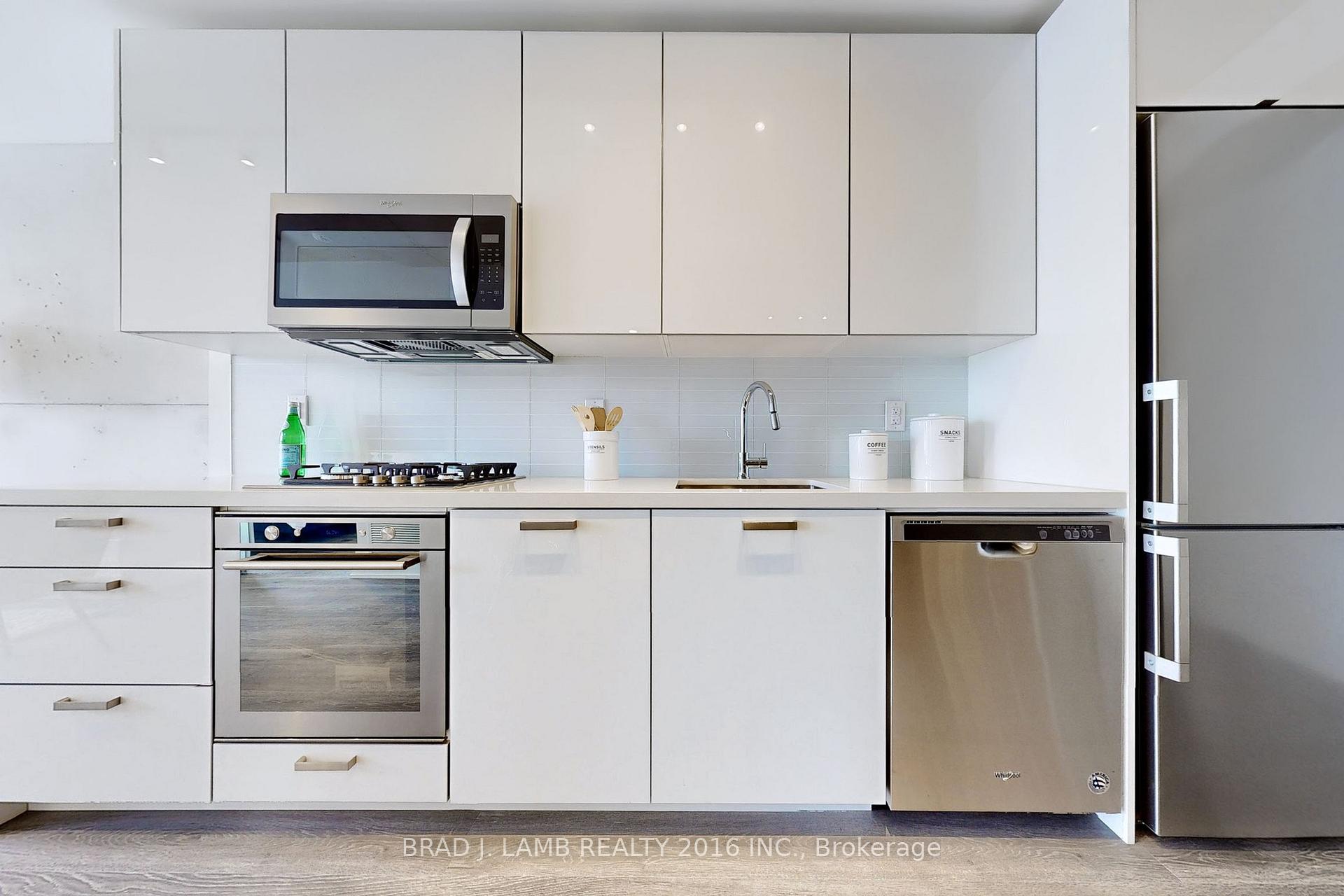 Photo 10 of Unit 305, 55 Ontario Street, Toronto, Moss Park — HOMEH
