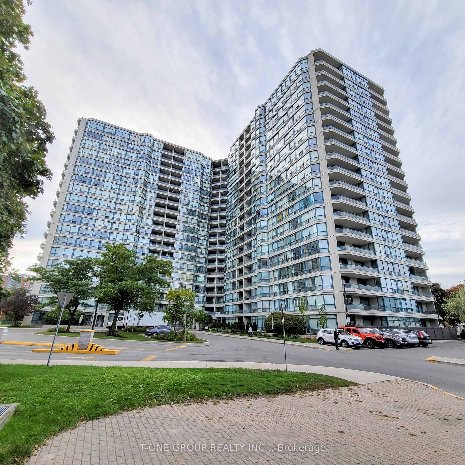 Photo 14 of Unit 516, 4725 Sheppard Avenue E, Scarborough, Agincourt South-Malvern West — HOMEH