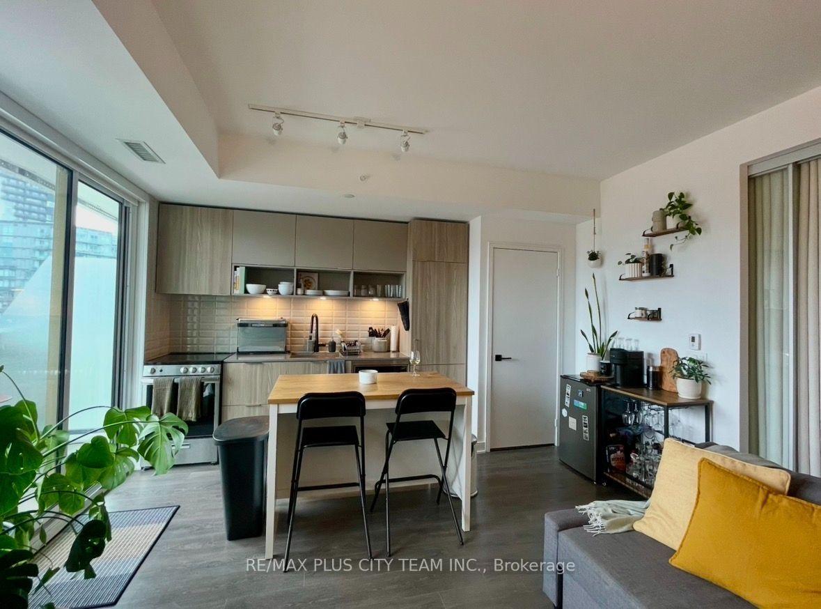 Photo 5 of Unit 614, 60 Tannery Road, Toronto, Waterfront Communities — HOMEH
