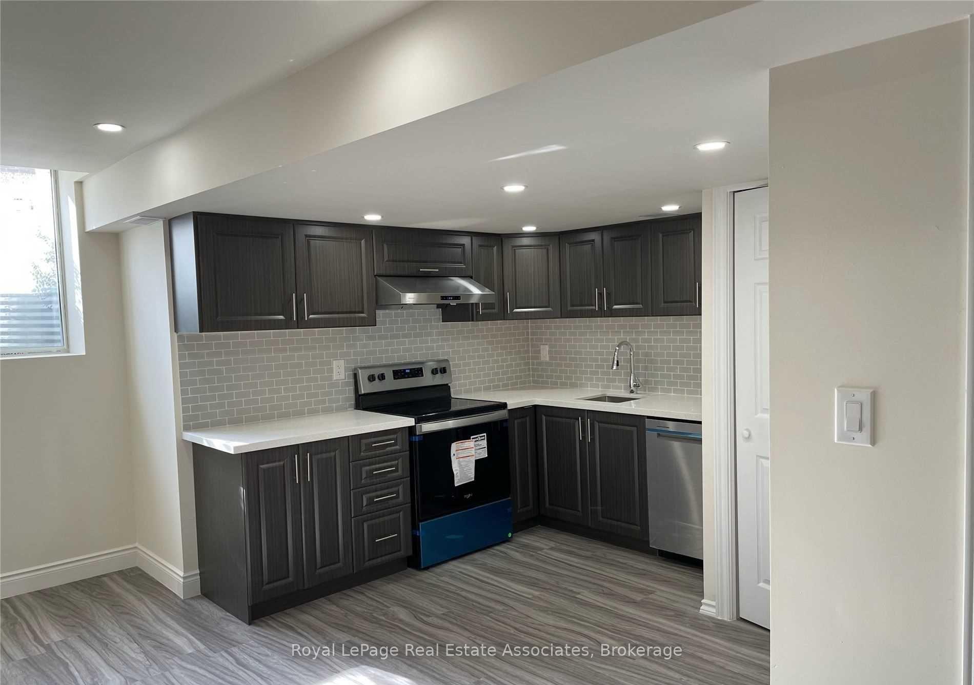 Photo 2 of Unit Bsmt, 35 Elysian Fields Circle, Brampton, Bram West — HOMEH