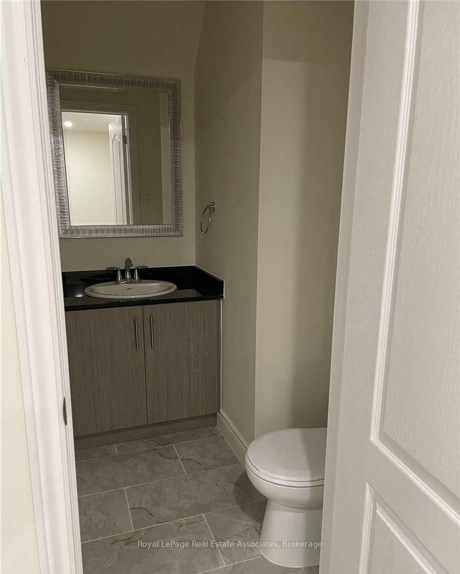 Photo 9 of Unit Bsmt, 35 Elysian Fields Circle, Brampton, Bram West — HOMEH