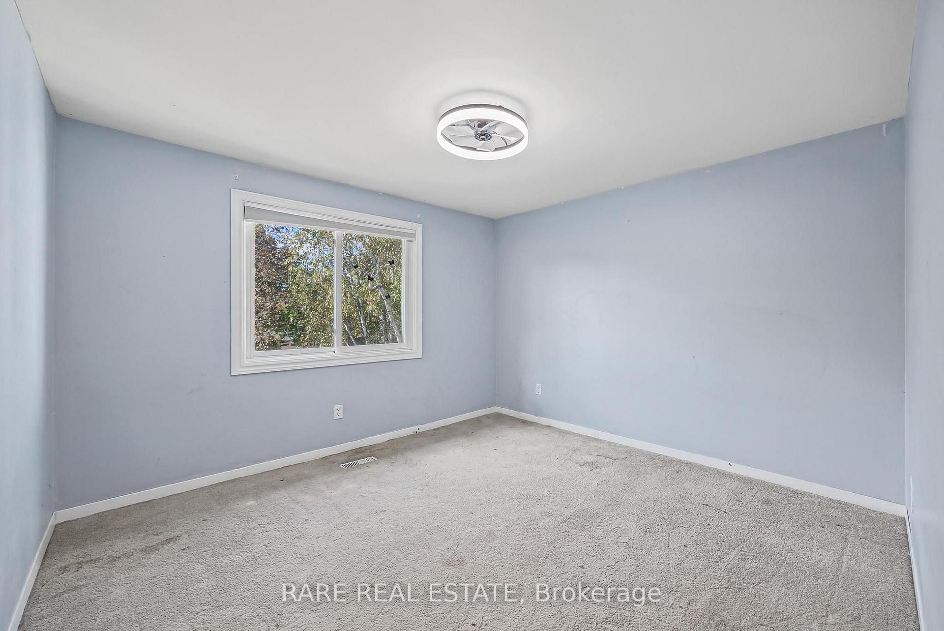 Photo 17 of 17 Glaceport Avenue, Hamilton, Dundas — HOMEH